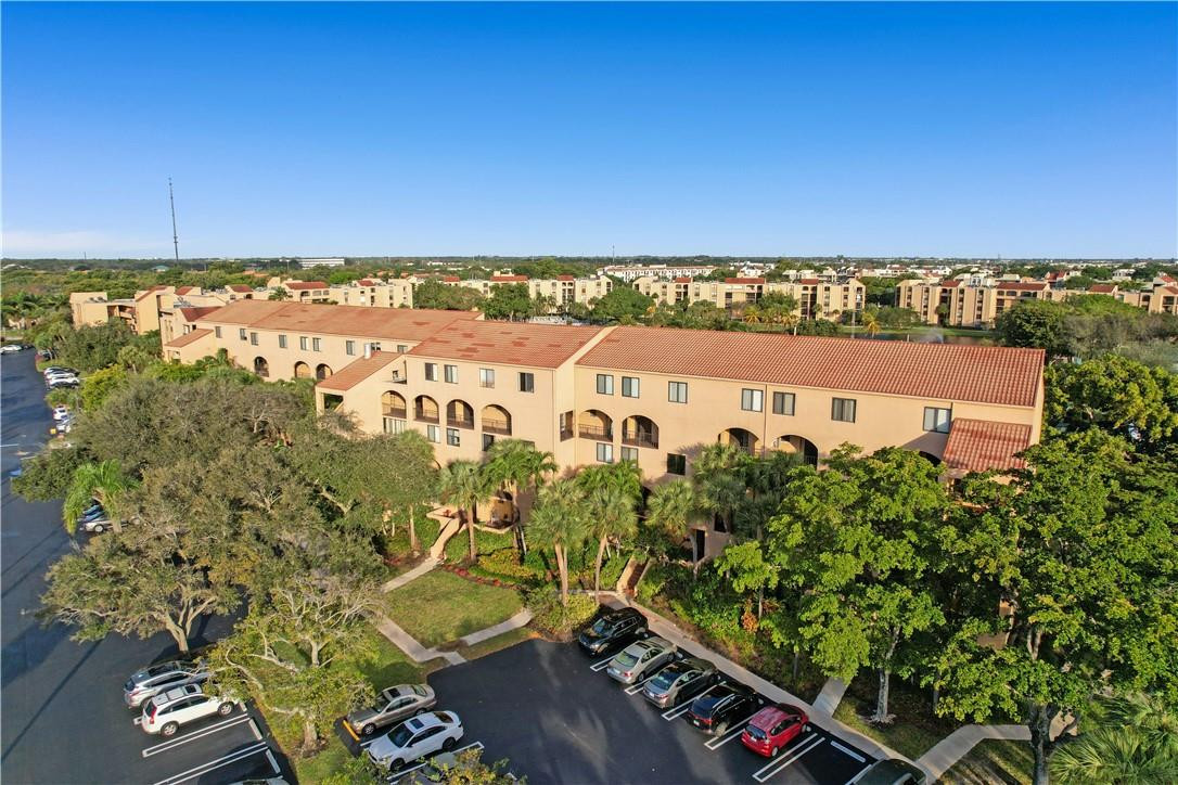 755 DOTTEREL RD 1303