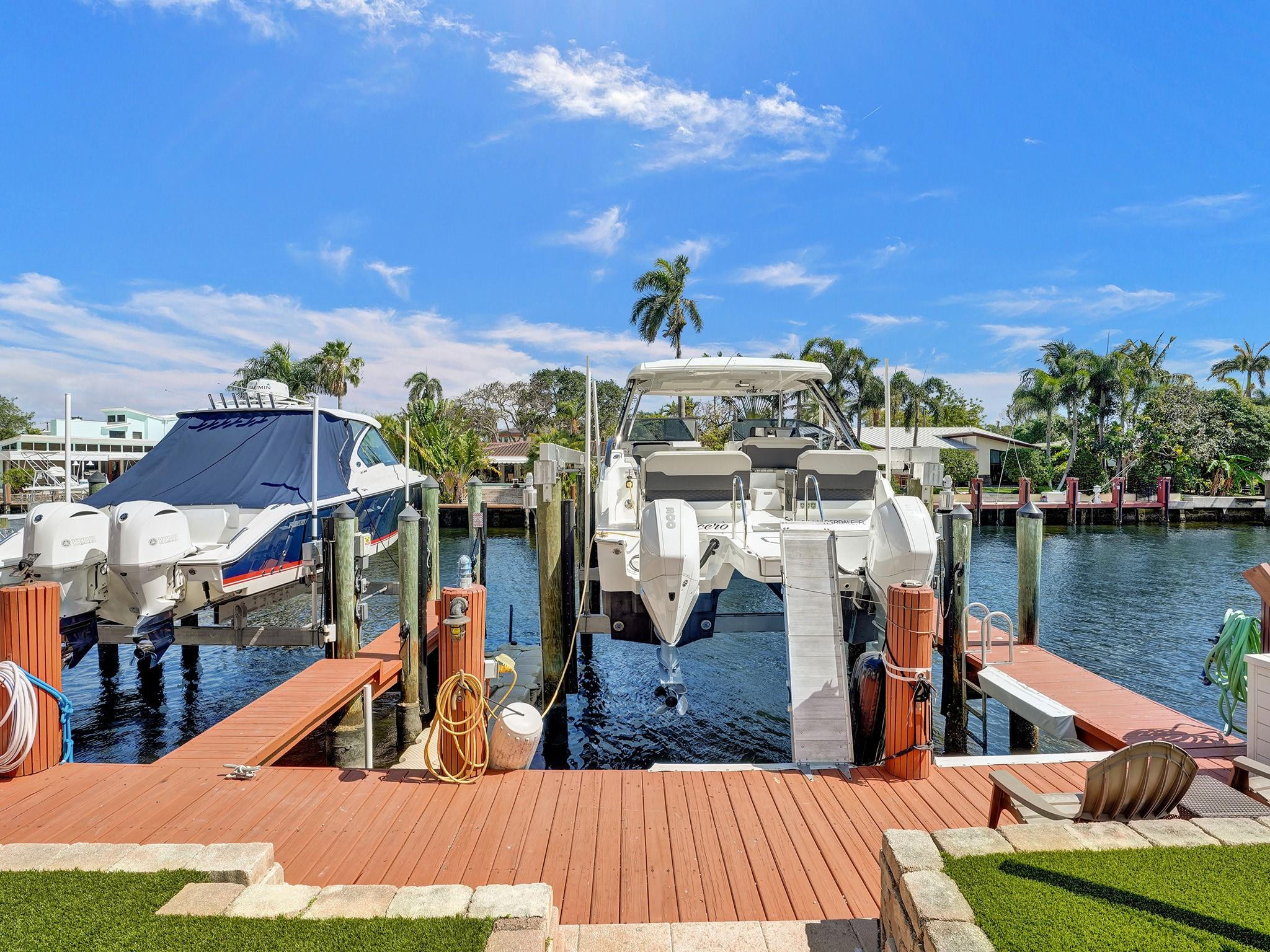 2741 NE 15TH ST 2741