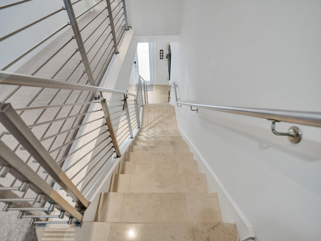 2741 NE 15TH ST 2741