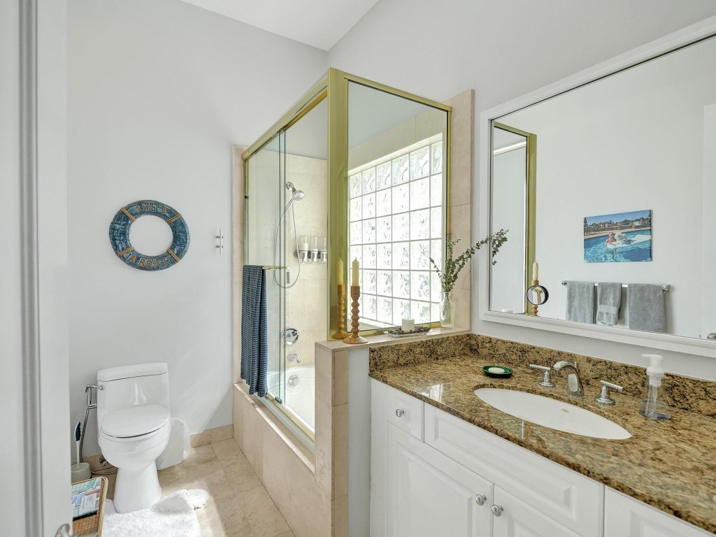 2741 NE 15TH ST 2741