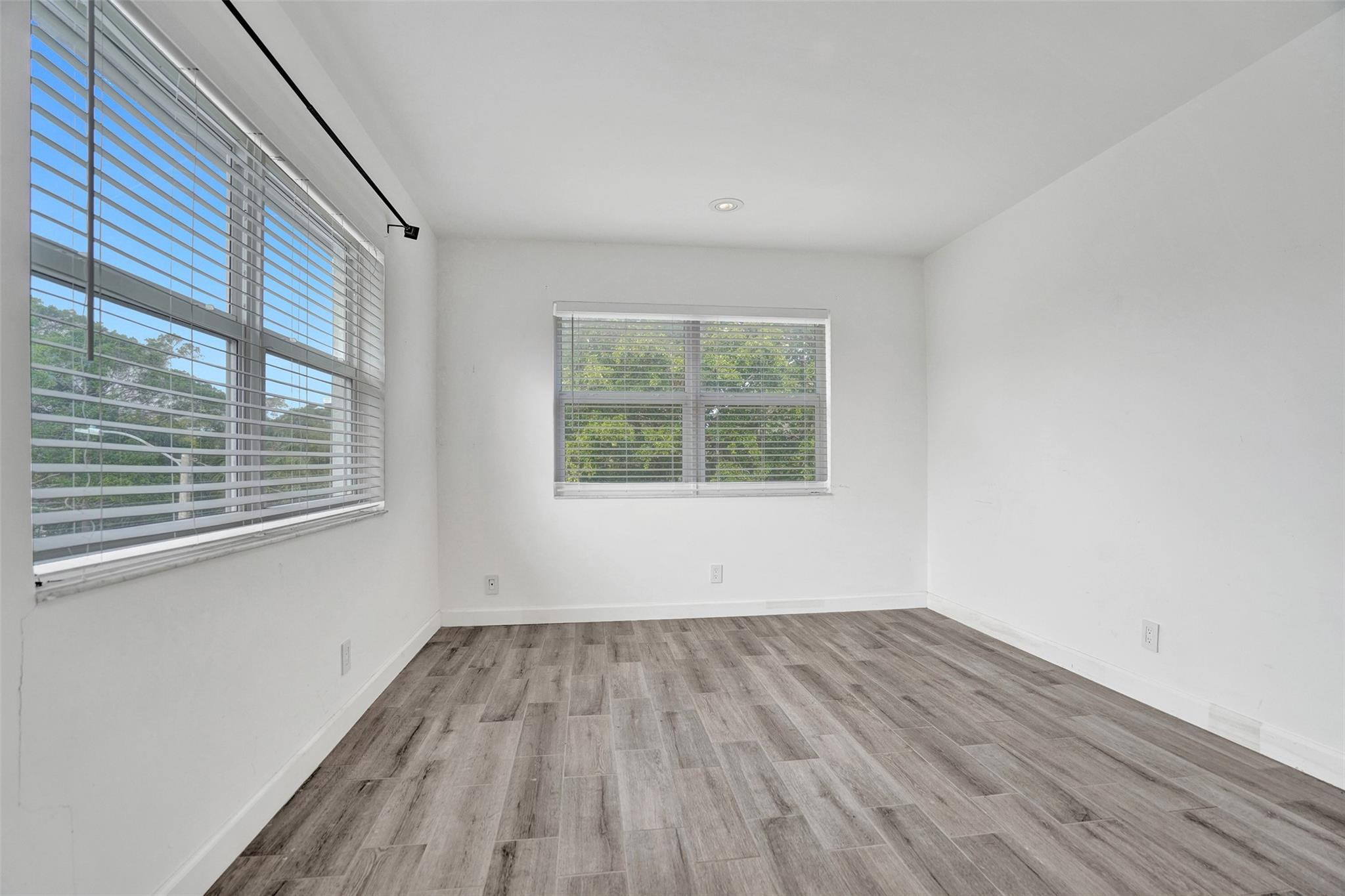 6200 NE 22 WY 312