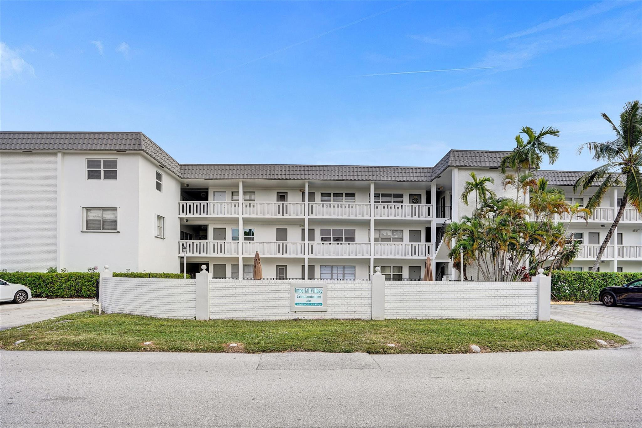 6200 NE 22 WY 312
