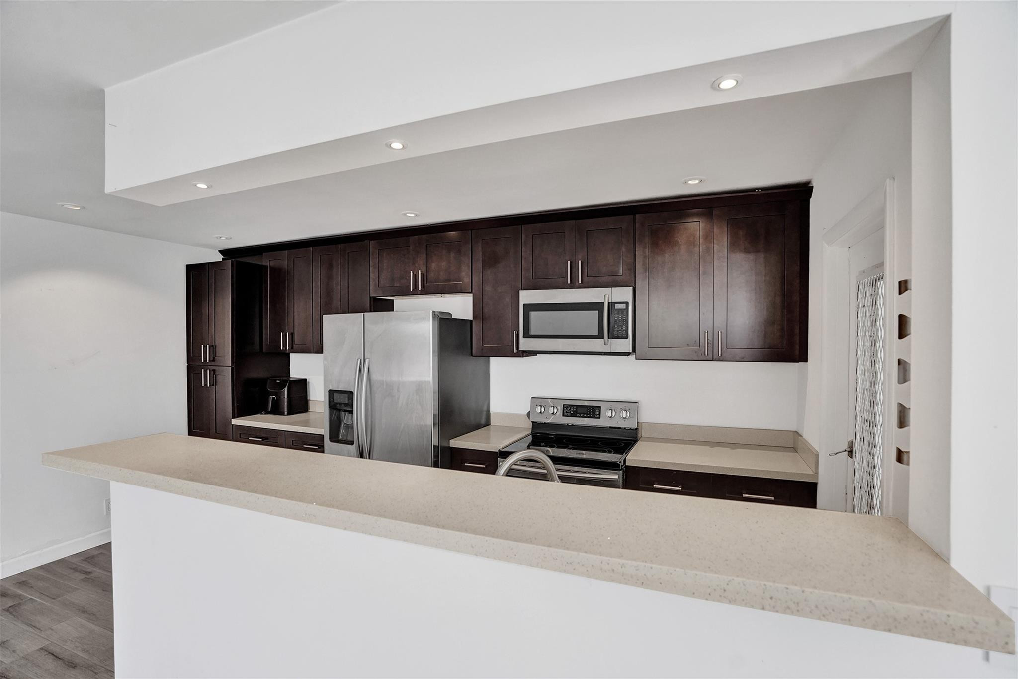 6200 NE 22 WY 312