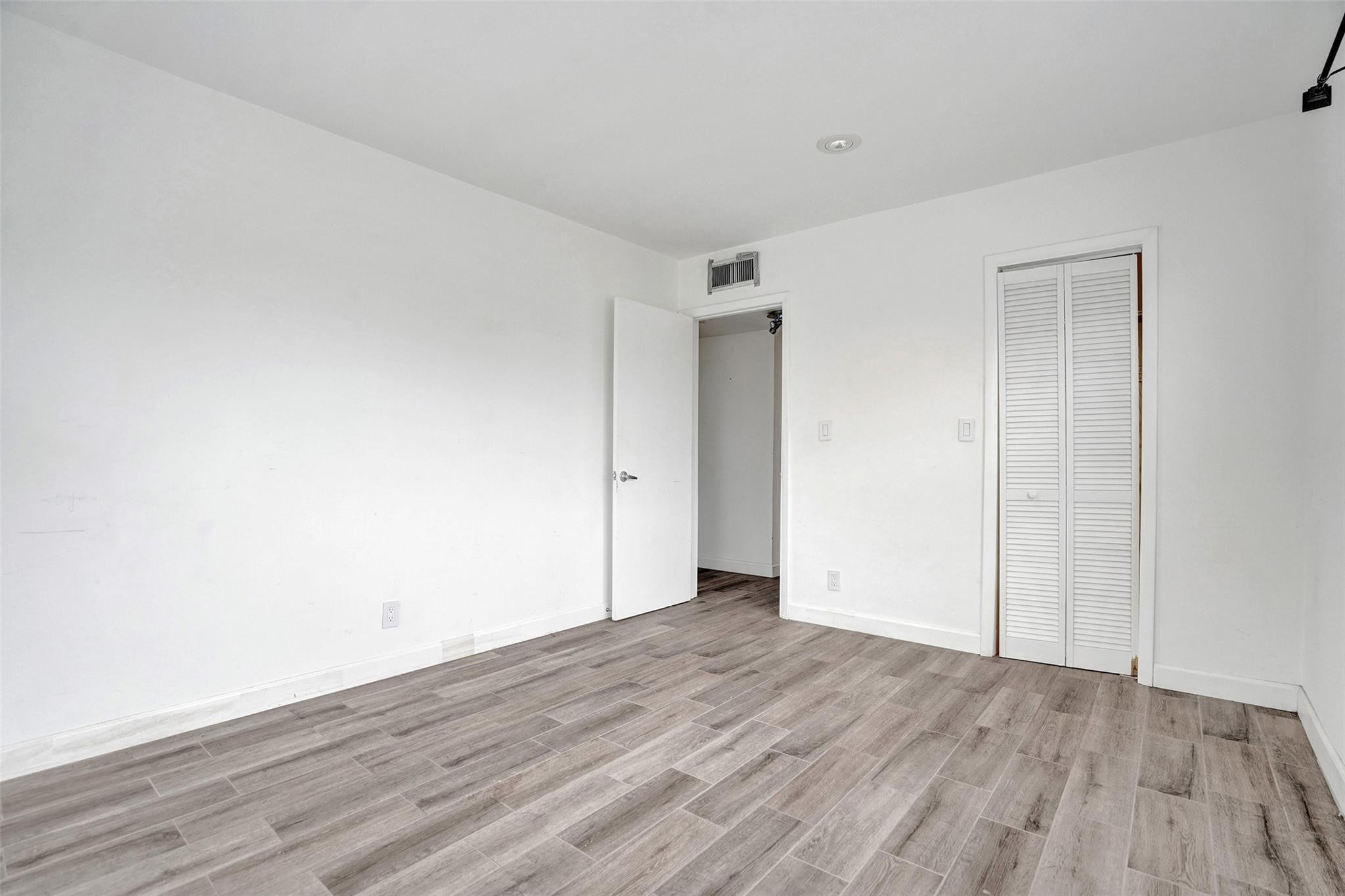 6200 NE 22 WY 312