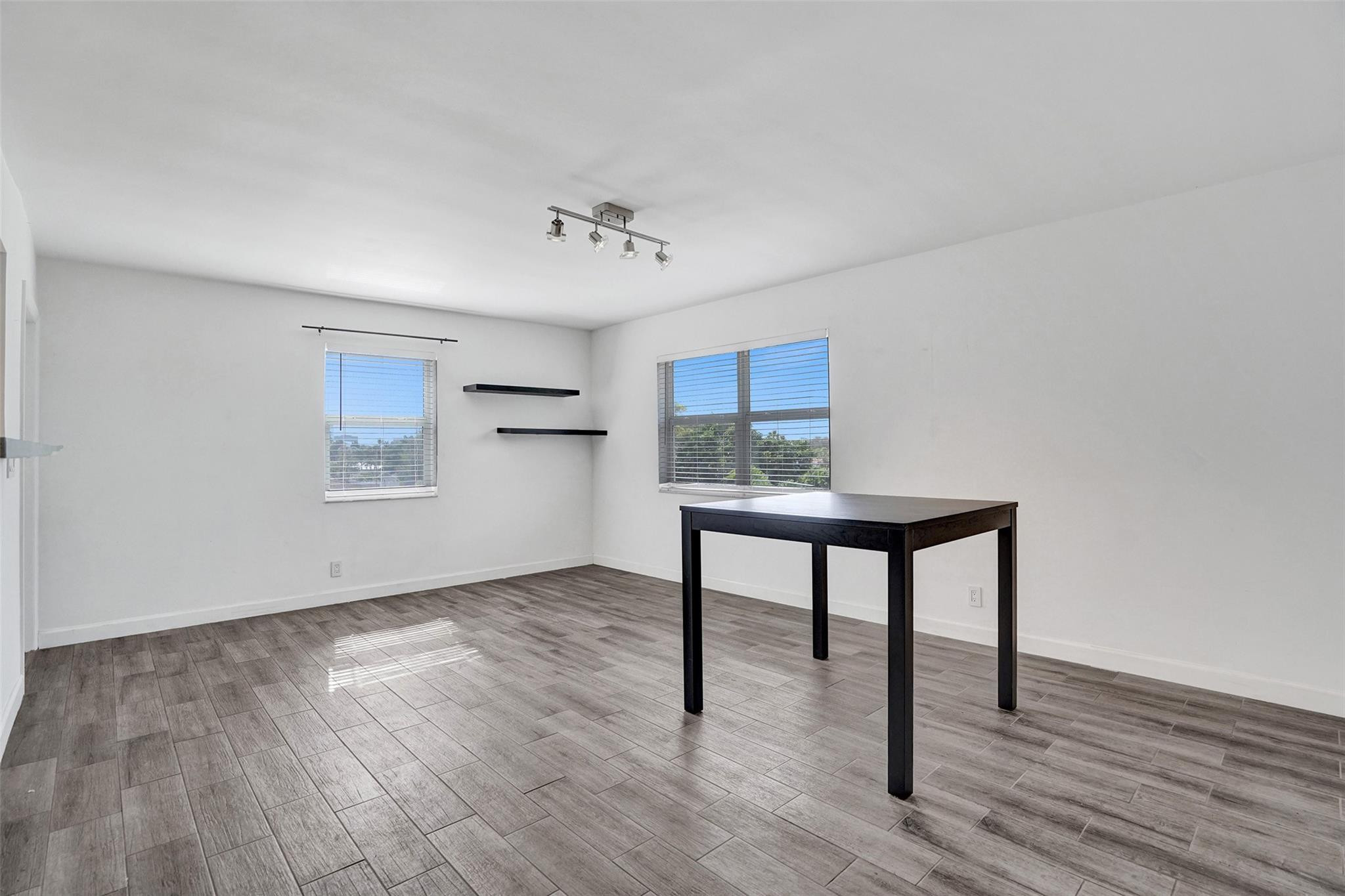 6200 NE 22 WY 312