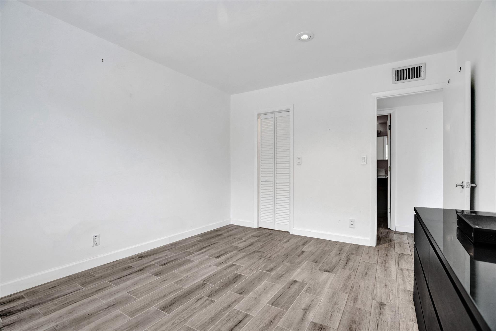6200 NE 22 WY 312