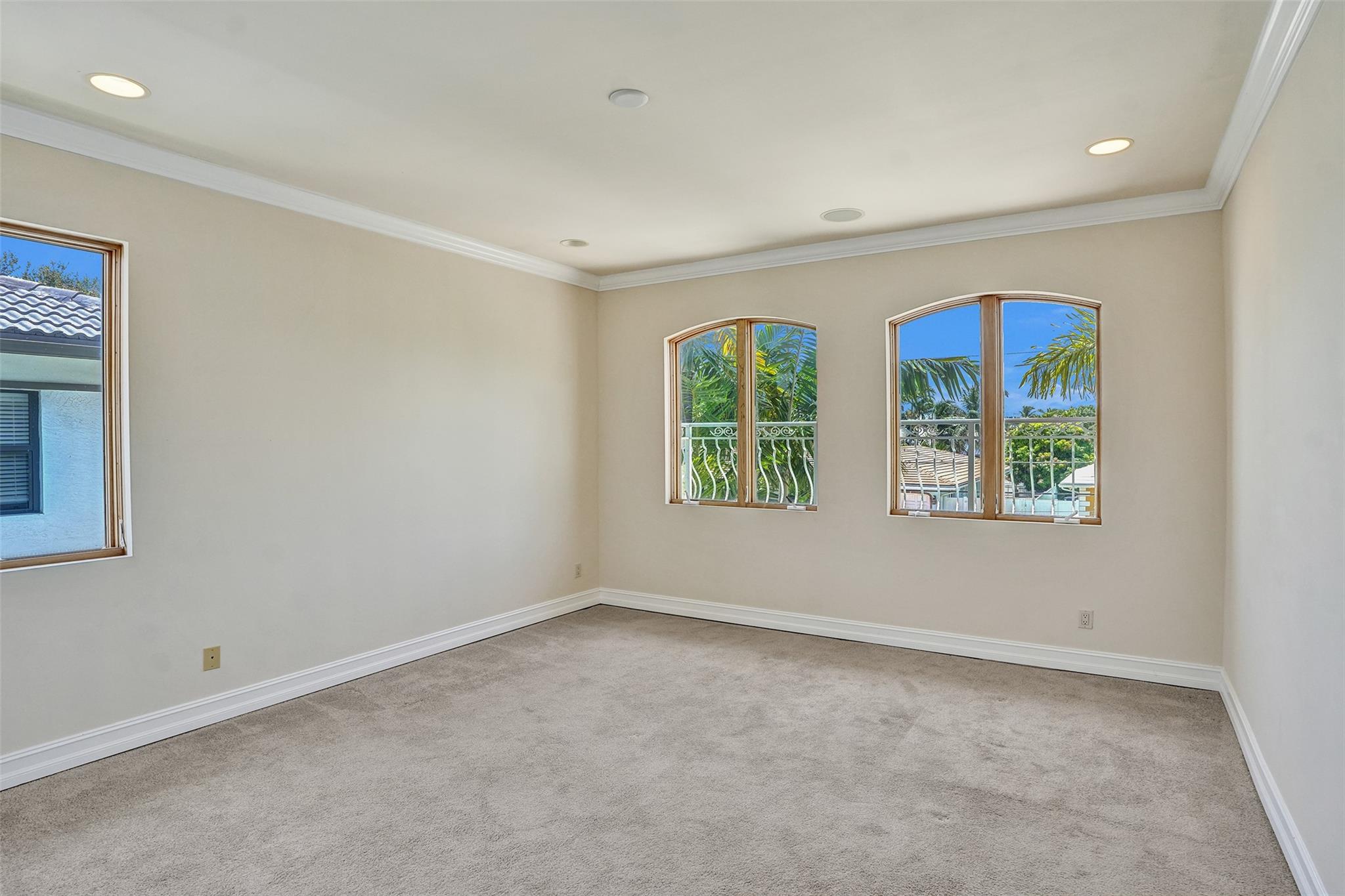 3061 NE 43rd Street