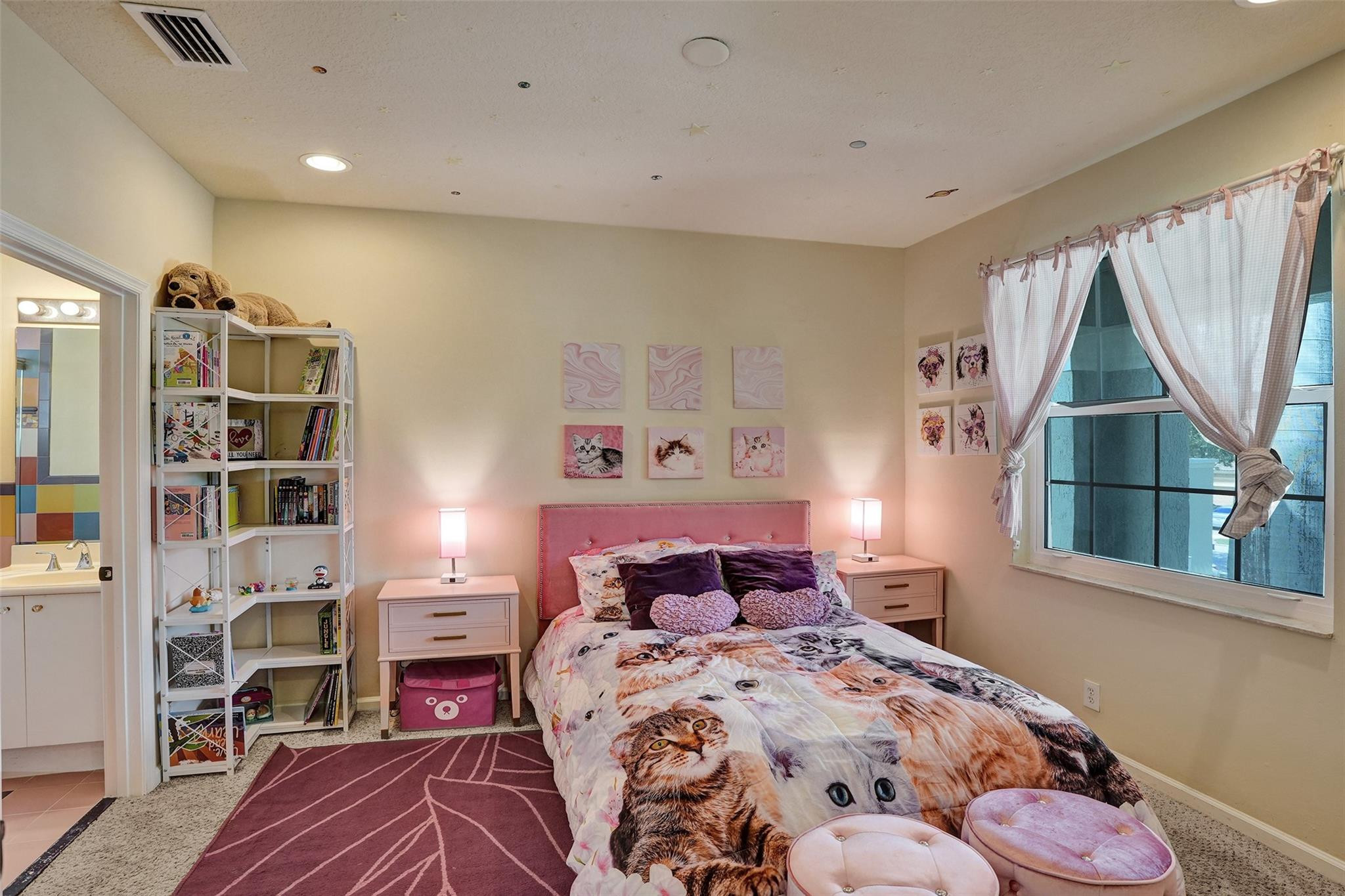 5806 NW 125th Ter