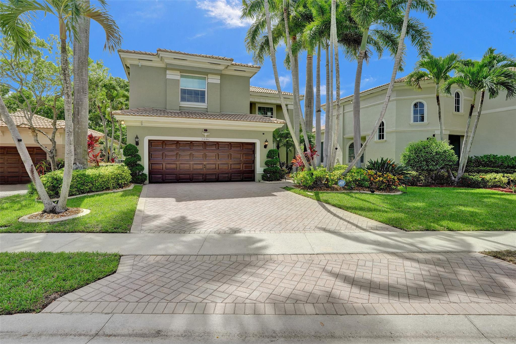 5806 NW 125th Ter