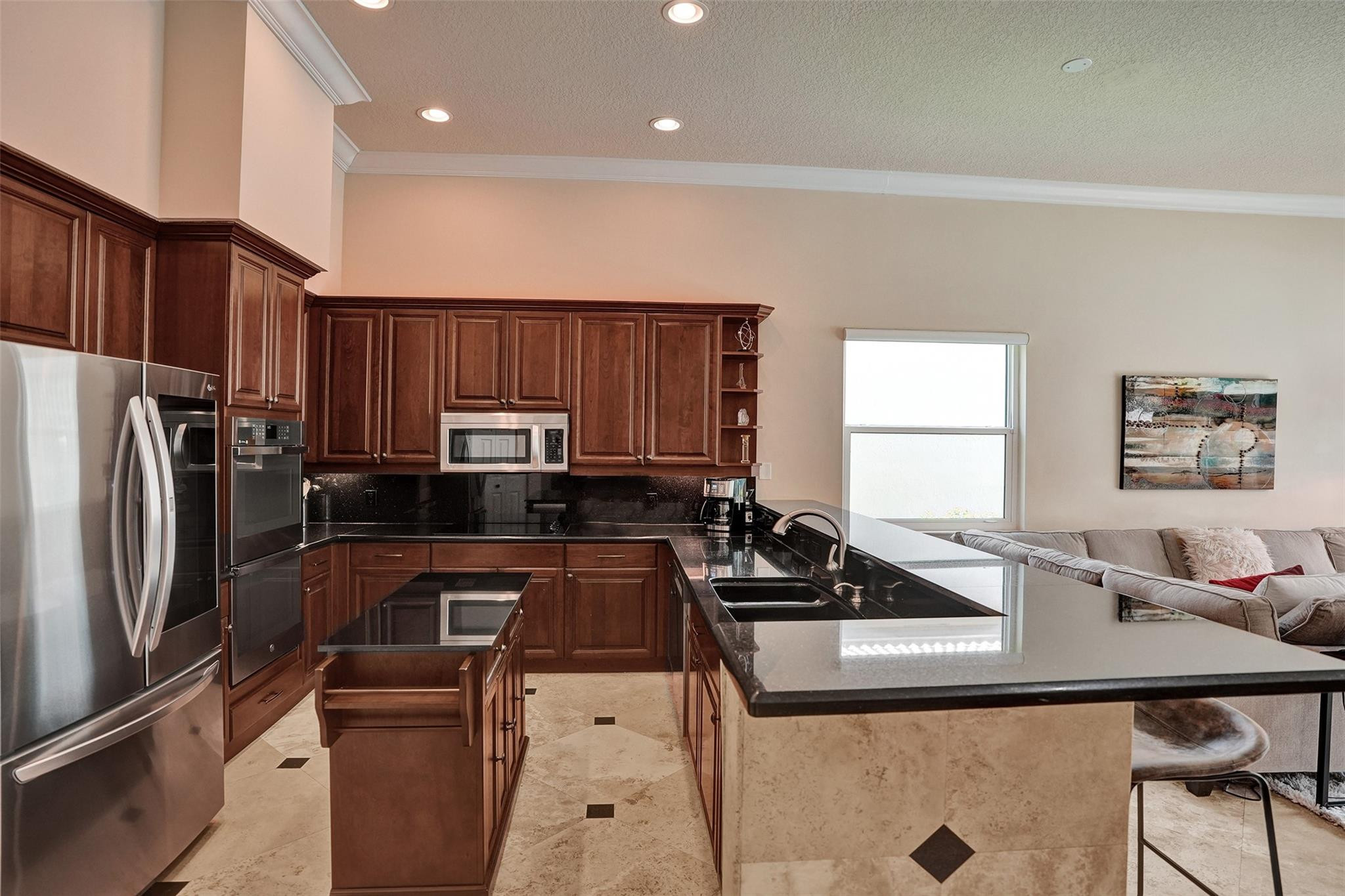 5806 NW 125th Ter