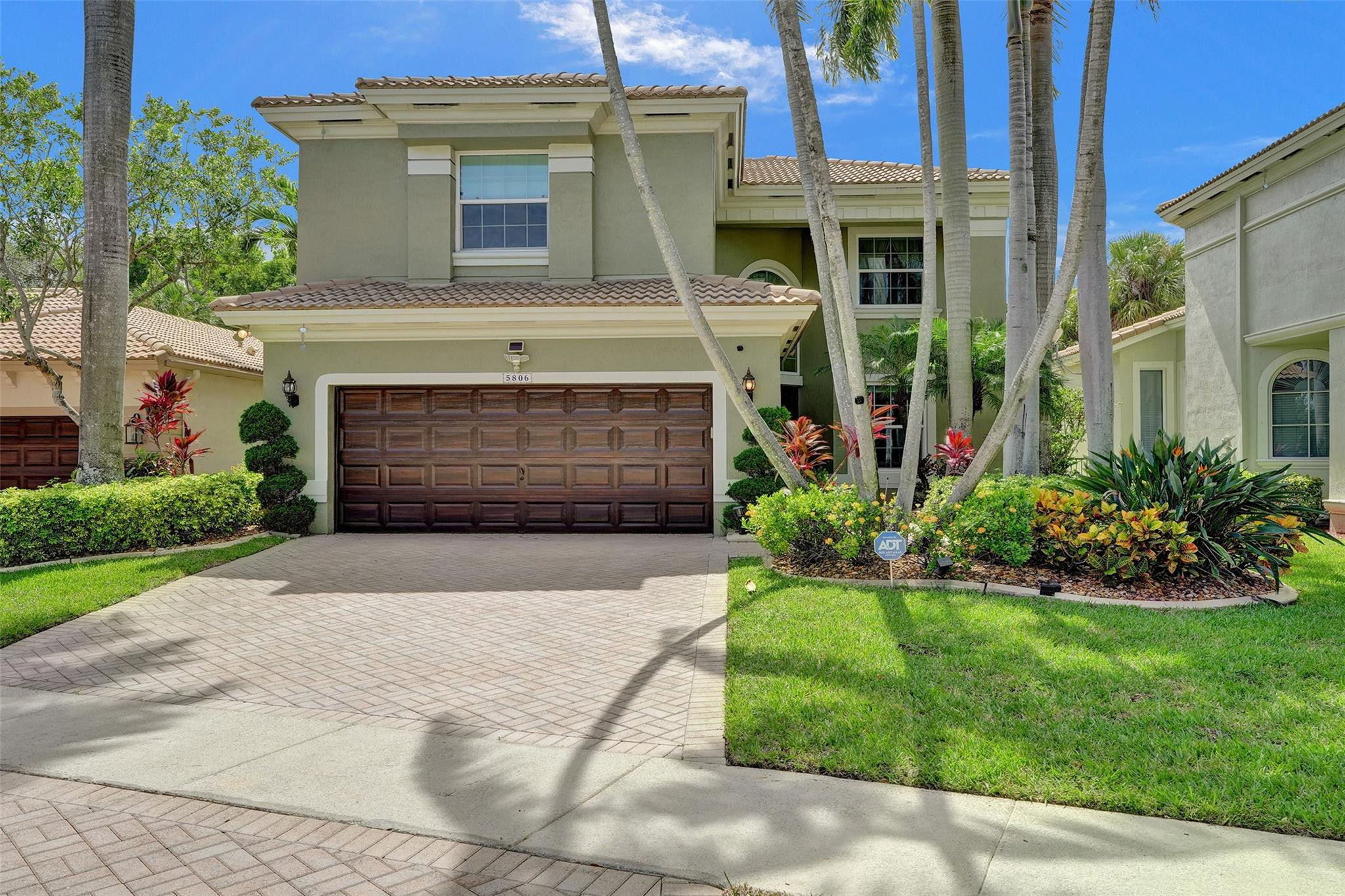 5806 NW 125th Ter