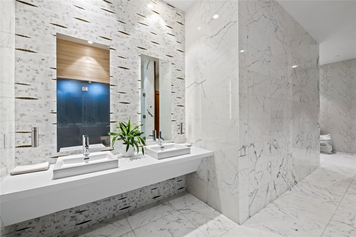 701 N Beach Blvd 1003