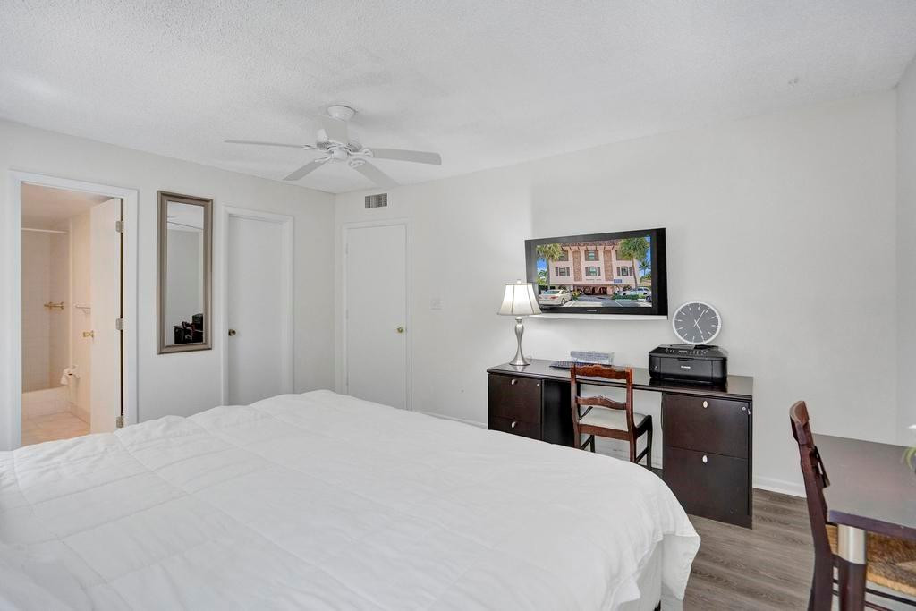 4620 Bougainvilla Dr 2