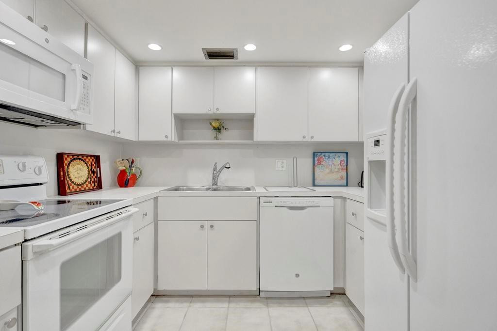 4620 Bougainvilla Dr 2