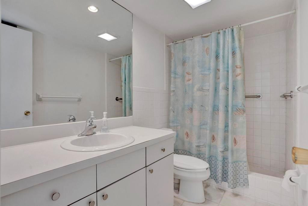 4620 Bougainvilla Dr 2