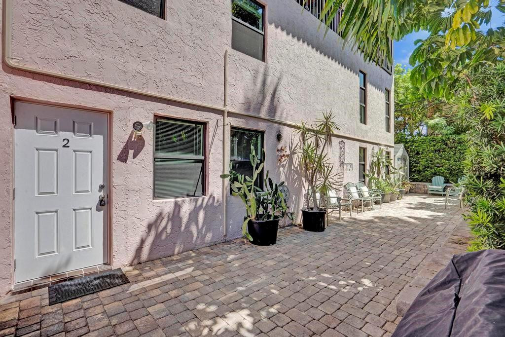 4620 Bougainvilla Dr 2