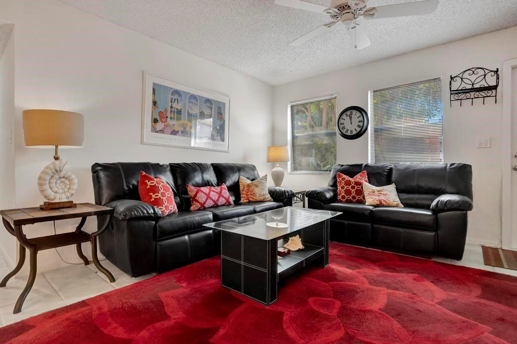 4620 Bougainvilla Dr 2