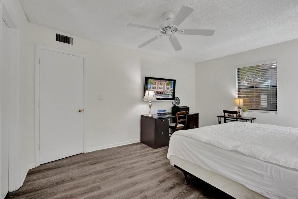 4620 Bougainvilla Dr 2