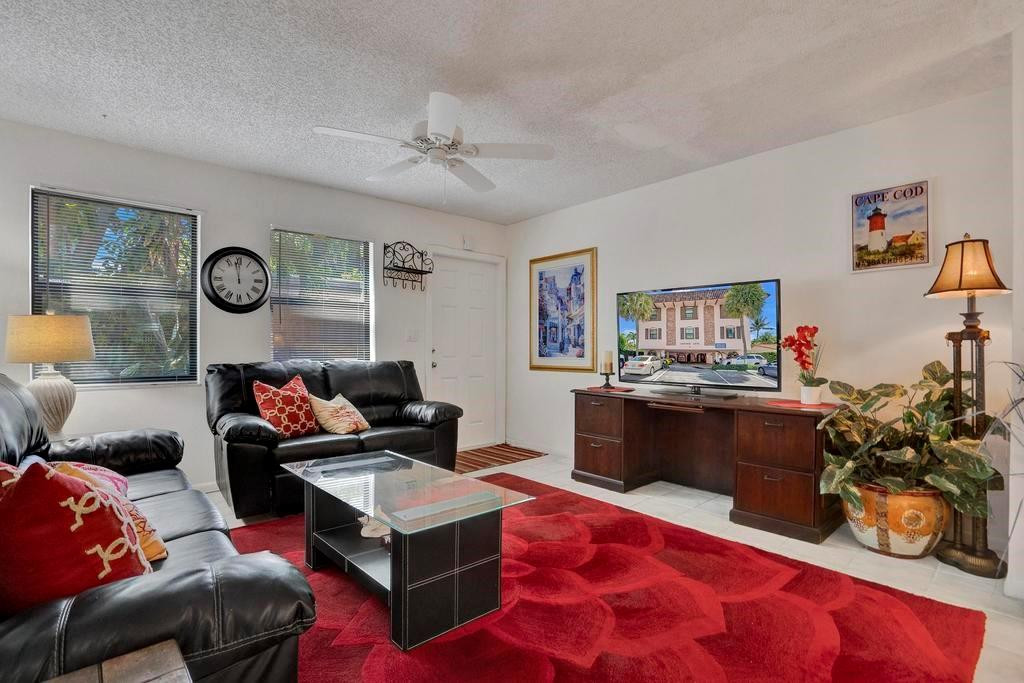 4620 Bougainvilla Dr 2