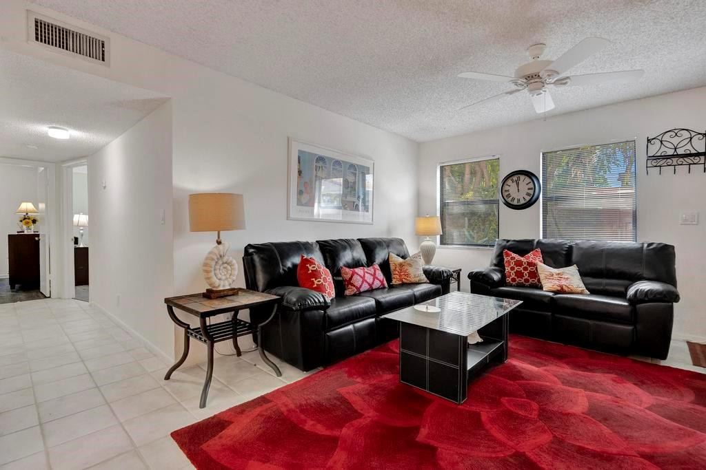 4620 Bougainvilla Dr 2