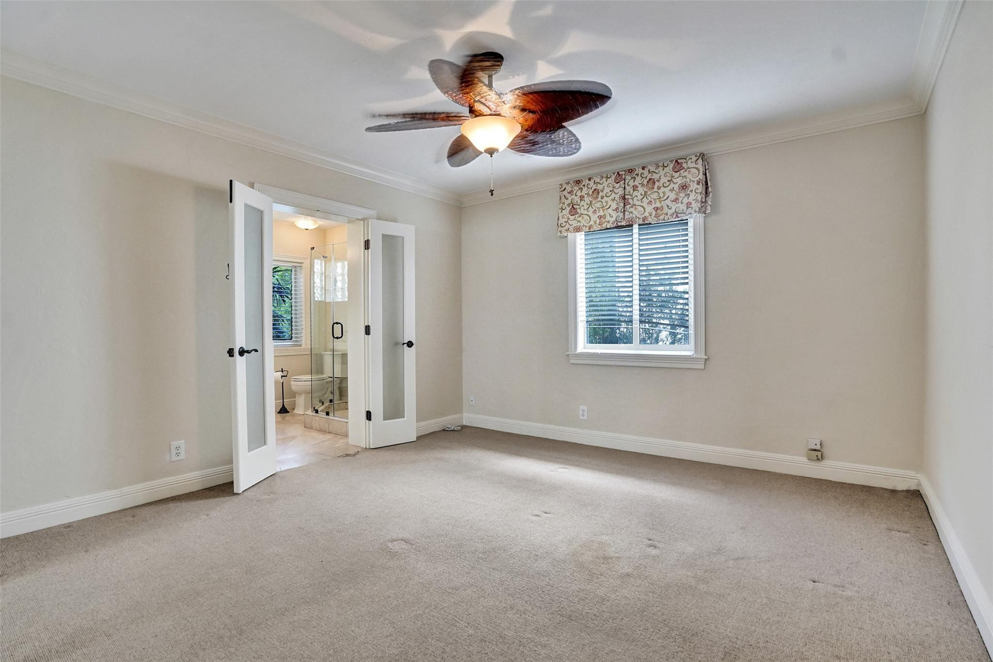 1108 N RIO VISTA BL
