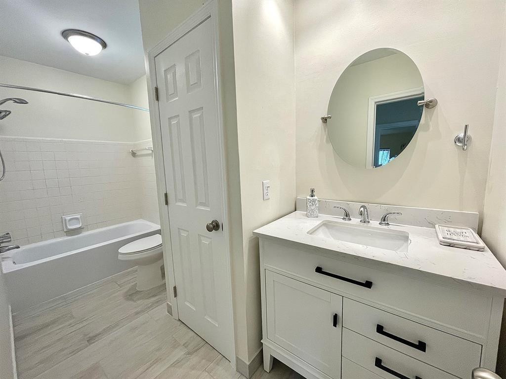 2160 NE 44th Street G