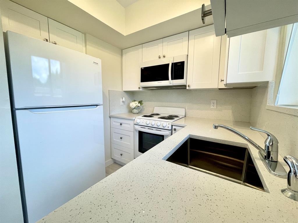 2160 NE 44th Street G