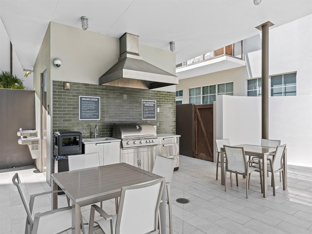 411 NW 1st Ave 405