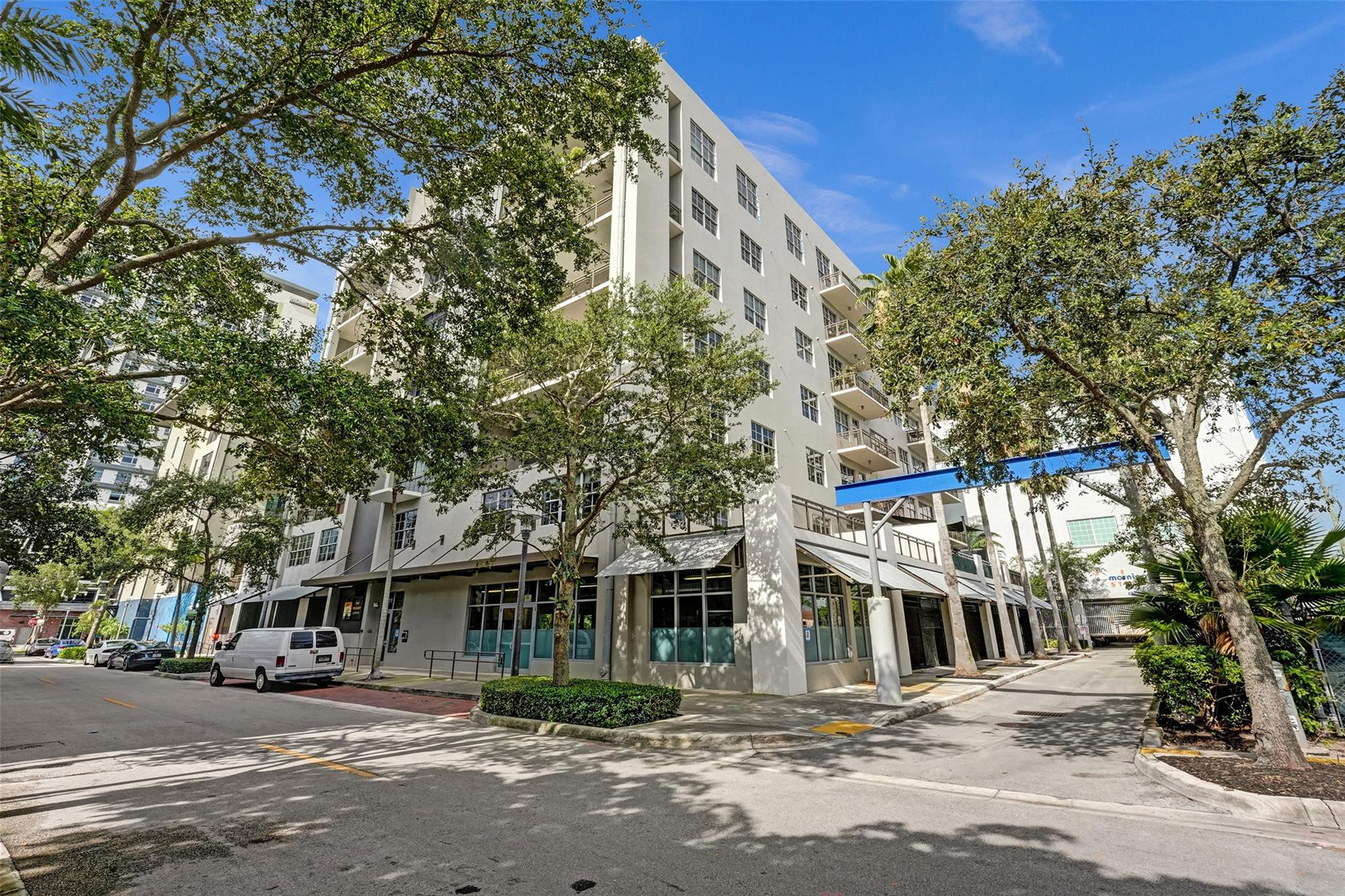 411 NW 1st Ave 405