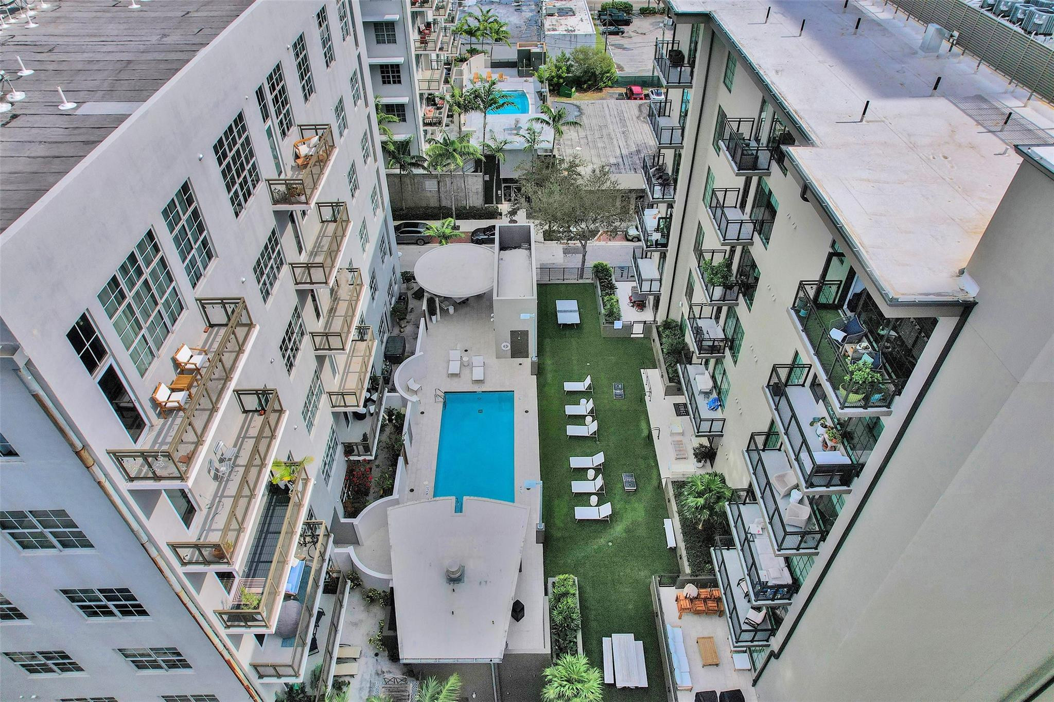 411 NW 1st Ave 405