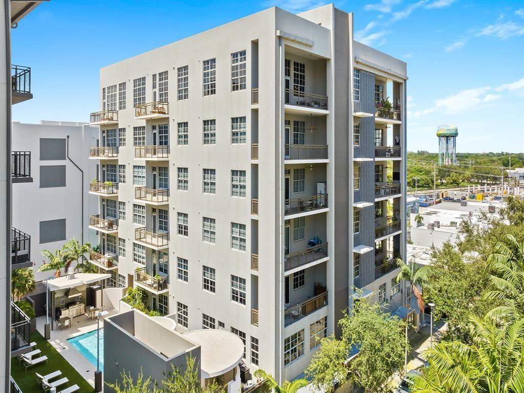 411 NW 1st Ave 405