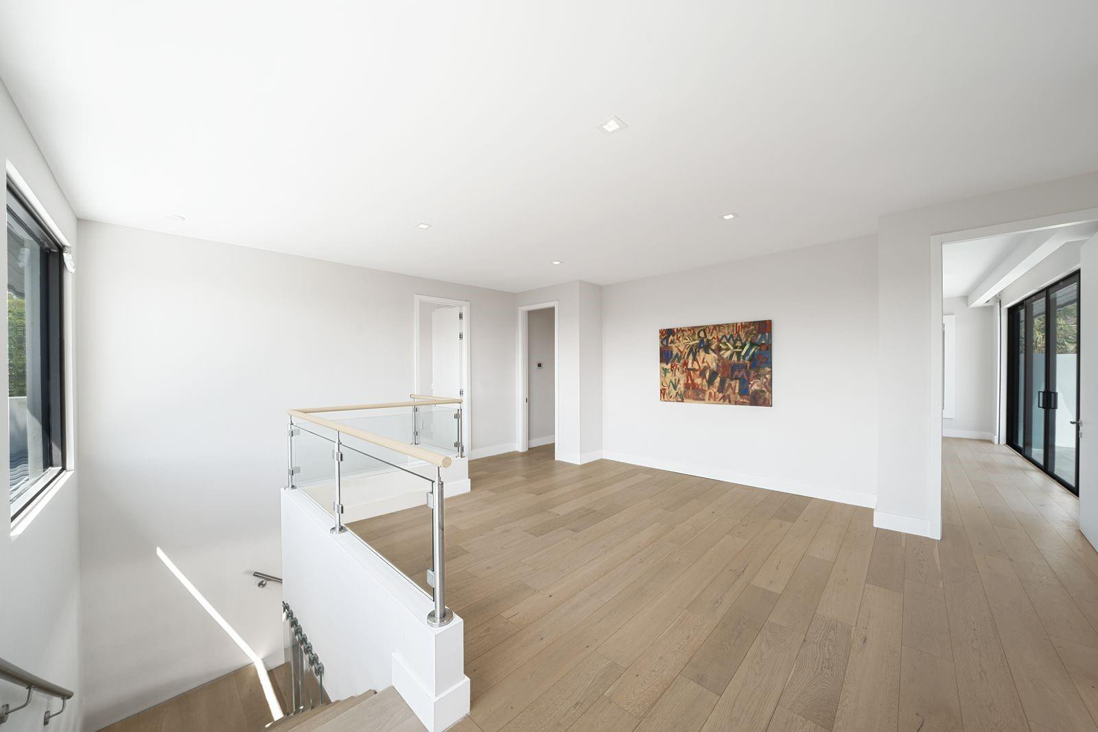 26 S Compass Dr