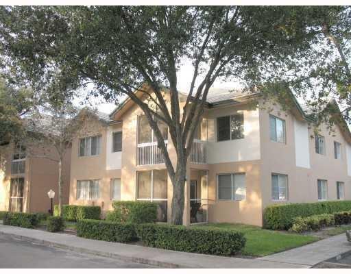 9755 Westview Dr 1211