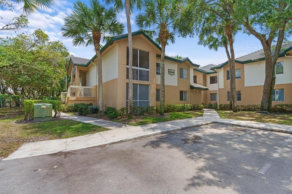9755 Westview Dr 1211