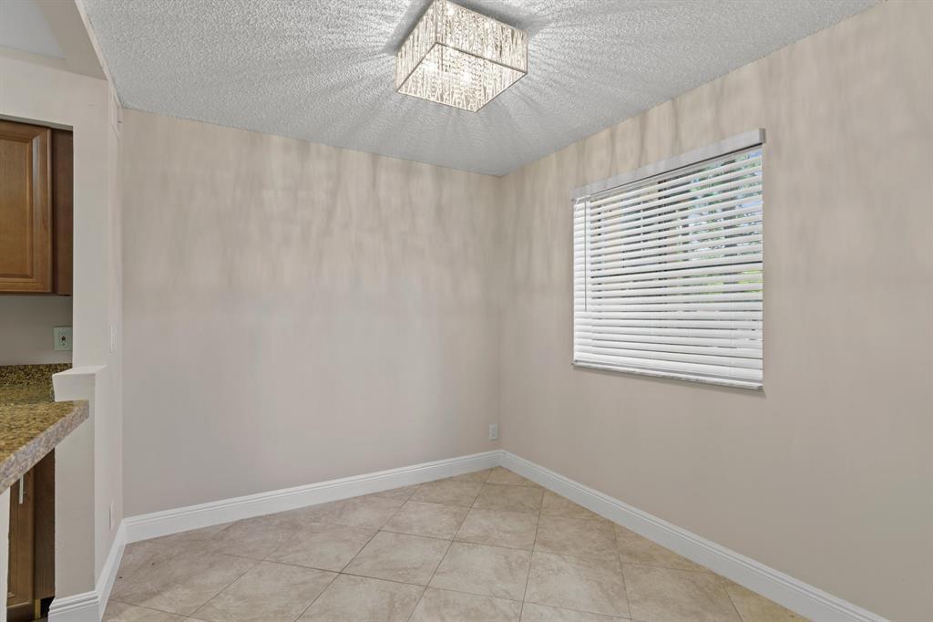 9755 Westview Dr 1211