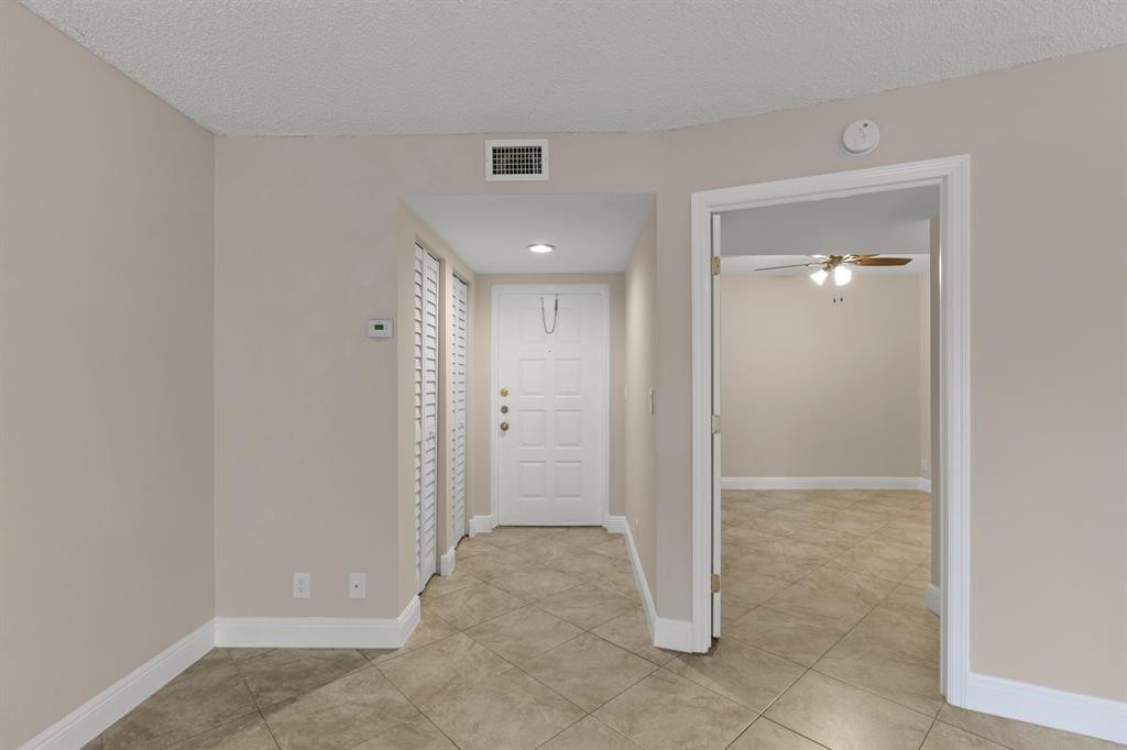 9755 Westview Dr 1211