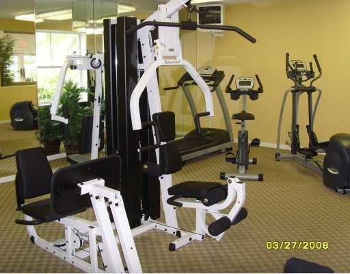 9755 Westview Dr 1211