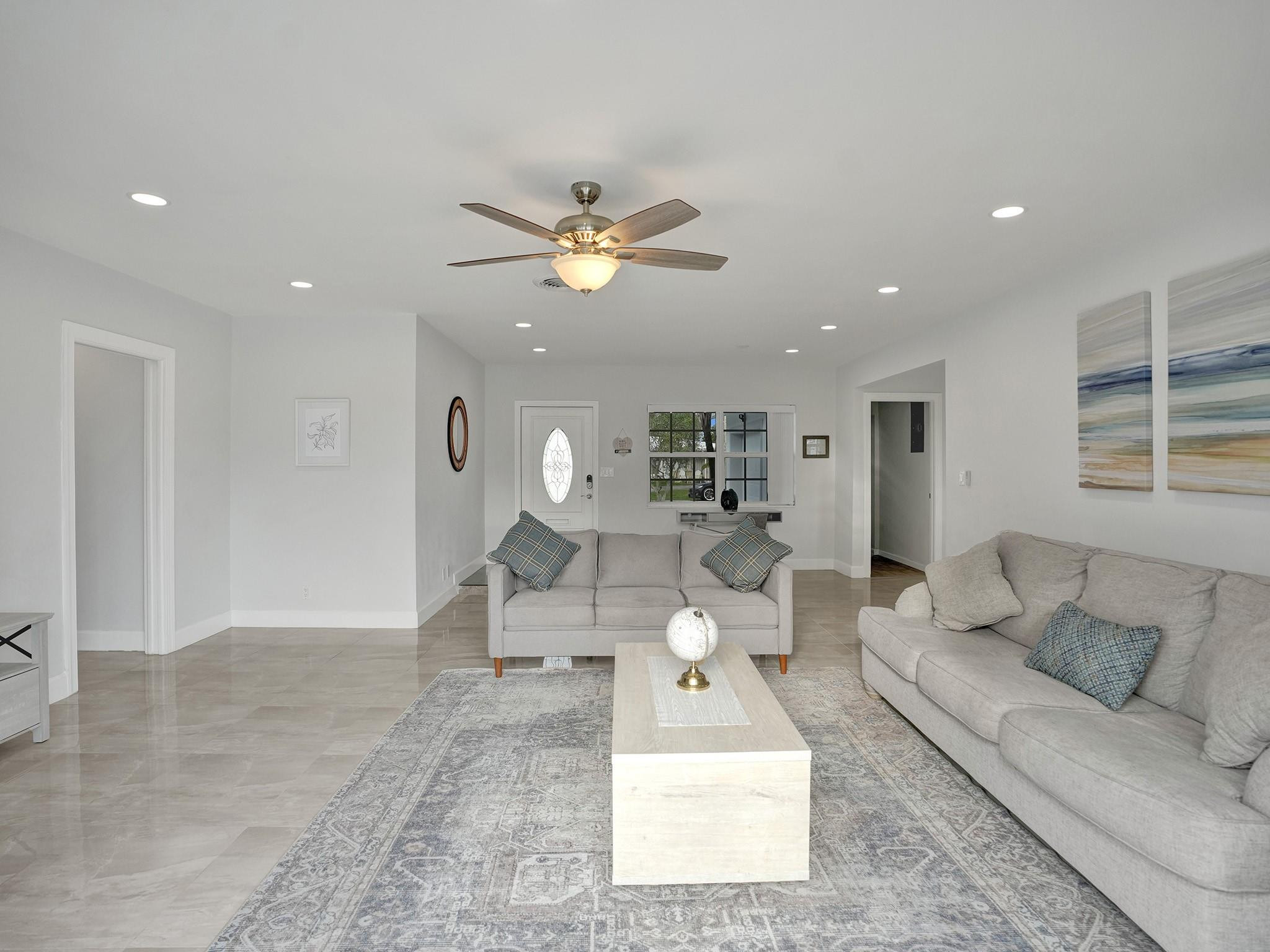 650 SE 5th Terrace