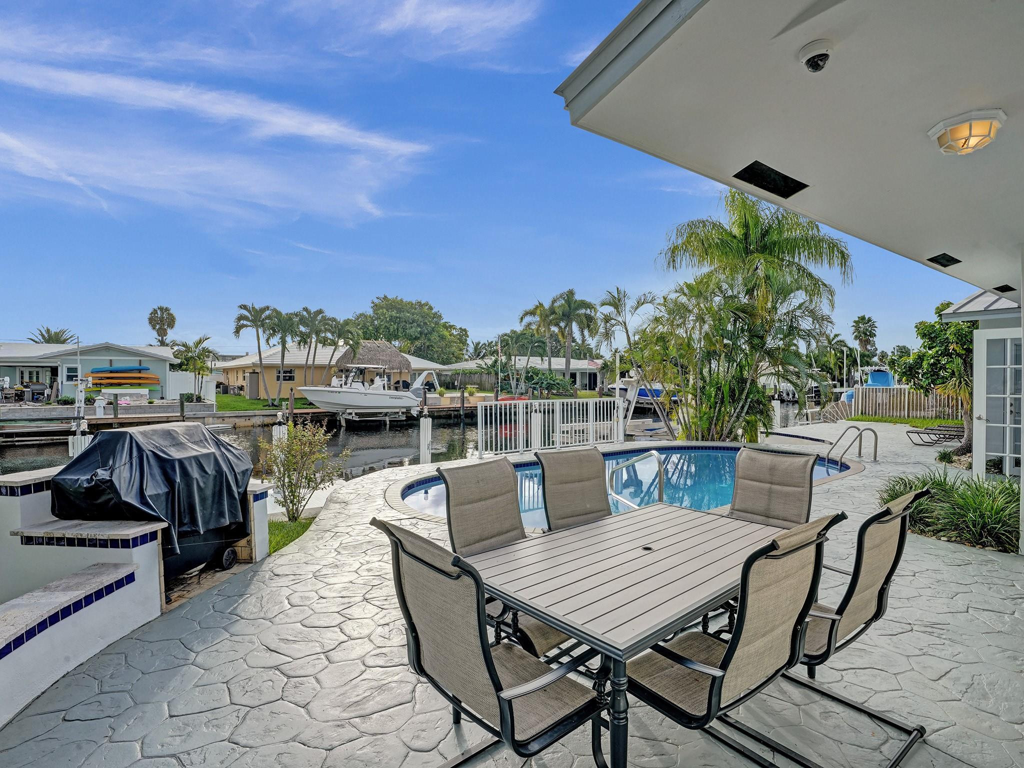 650 SE 5th Terrace