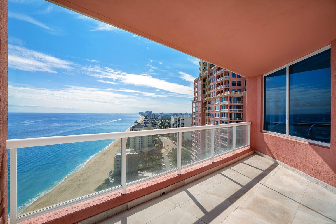 2110 N Ocean Blvd 22B