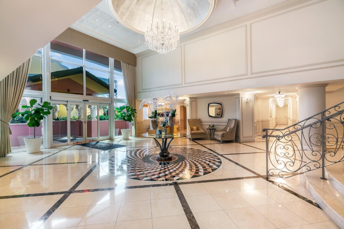 2110 N Ocean Blvd 22B