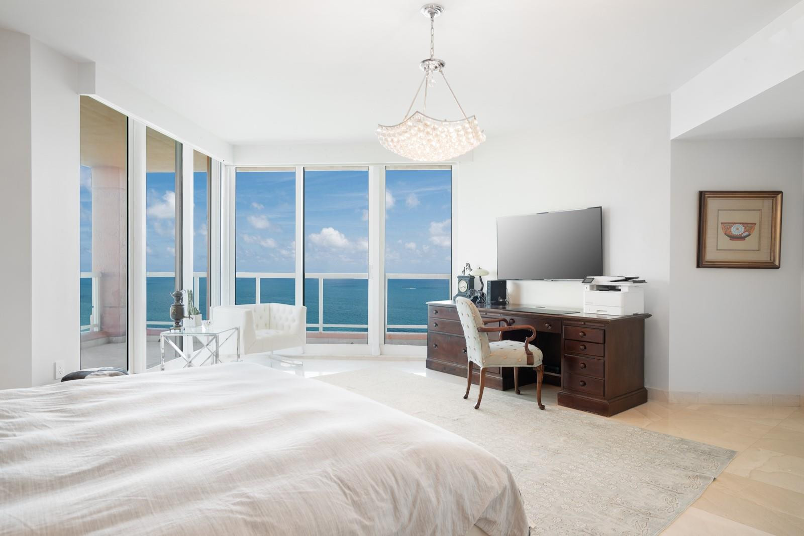 2110 N Ocean Blvd 22B