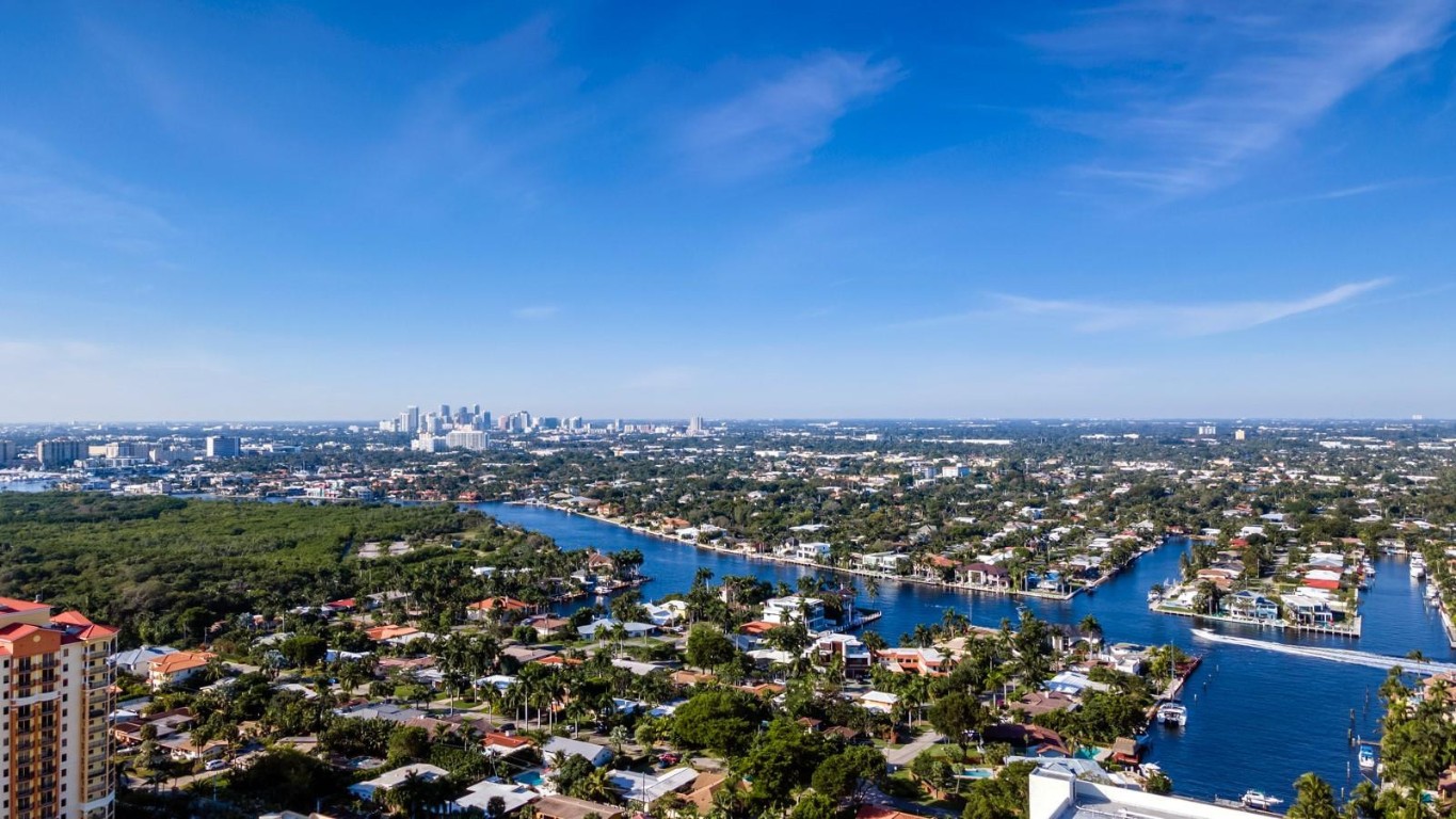 2110 N Ocean Blvd 22B