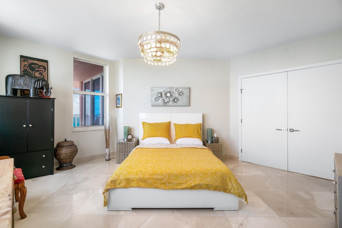 2110 N Ocean Blvd 22B