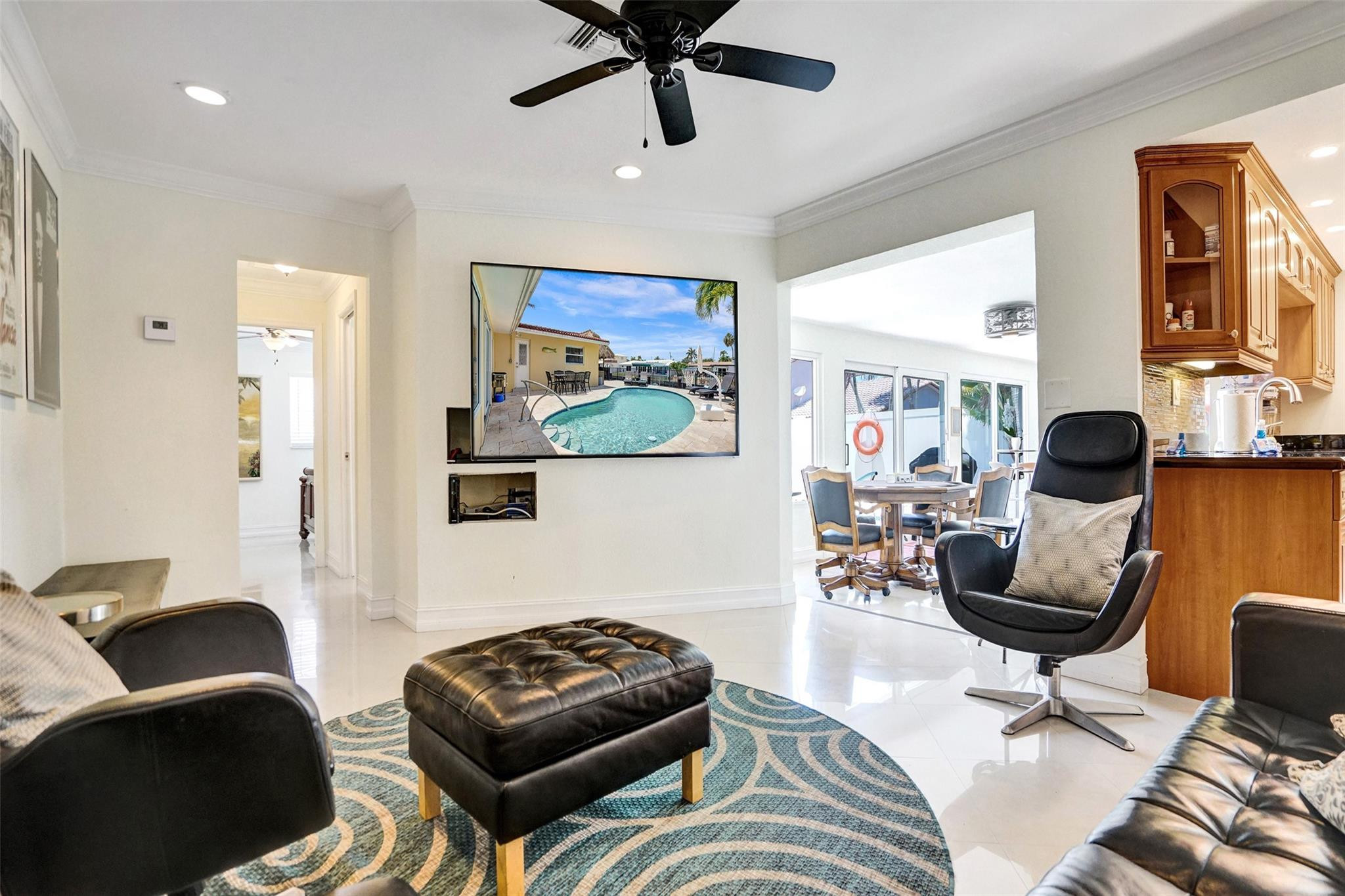2051 CORAL REEF DR
