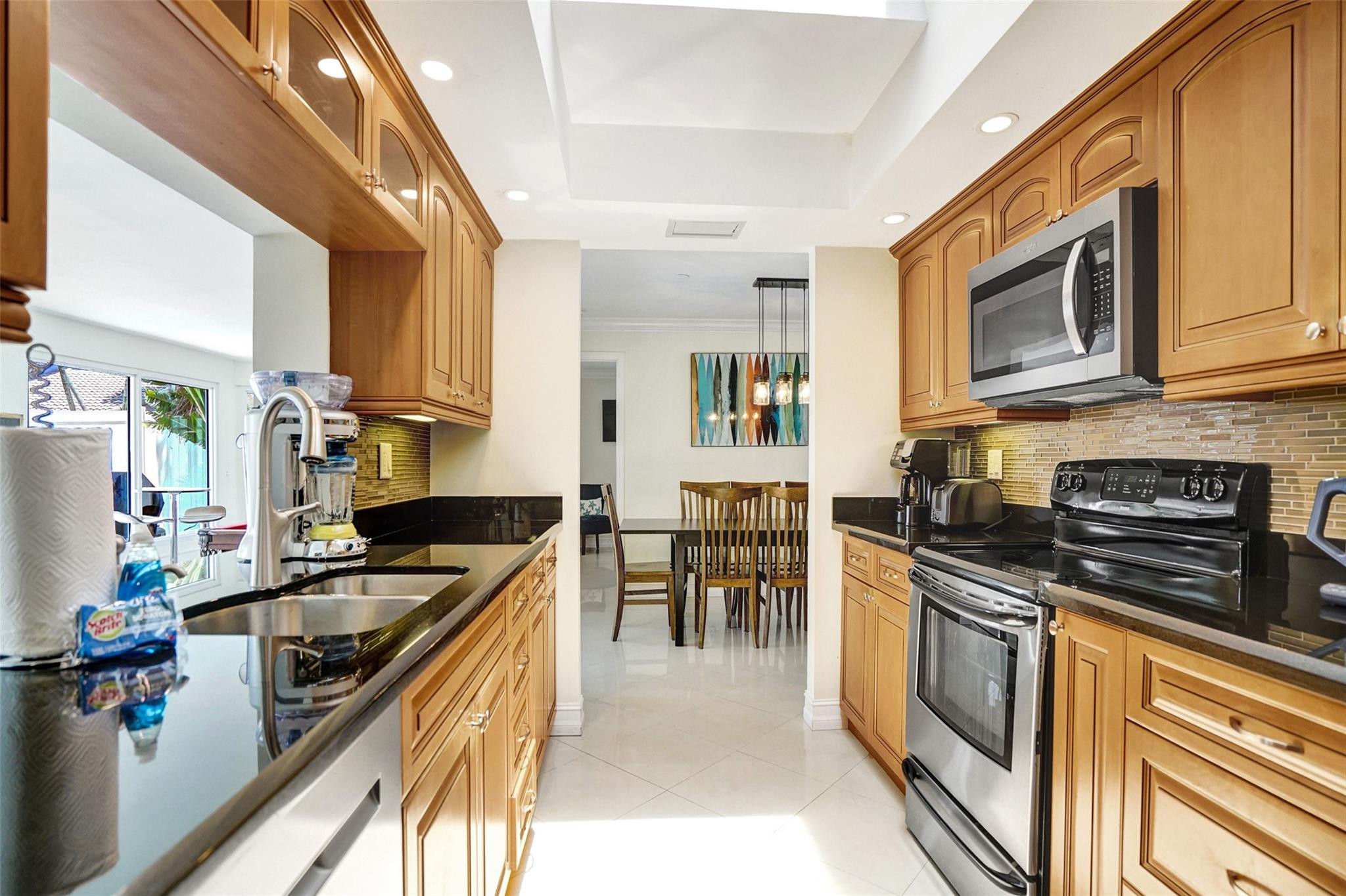2051 CORAL REEF DR