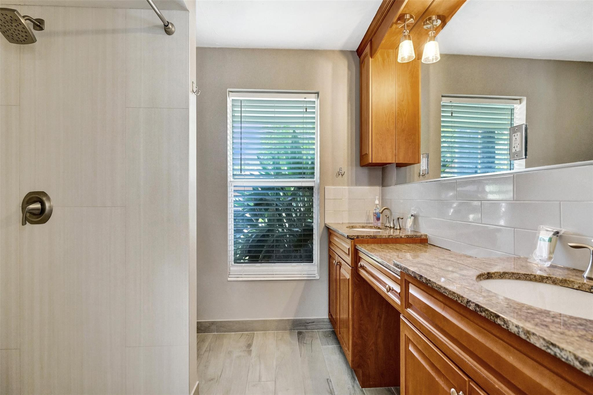 2051 CORAL REEF DR