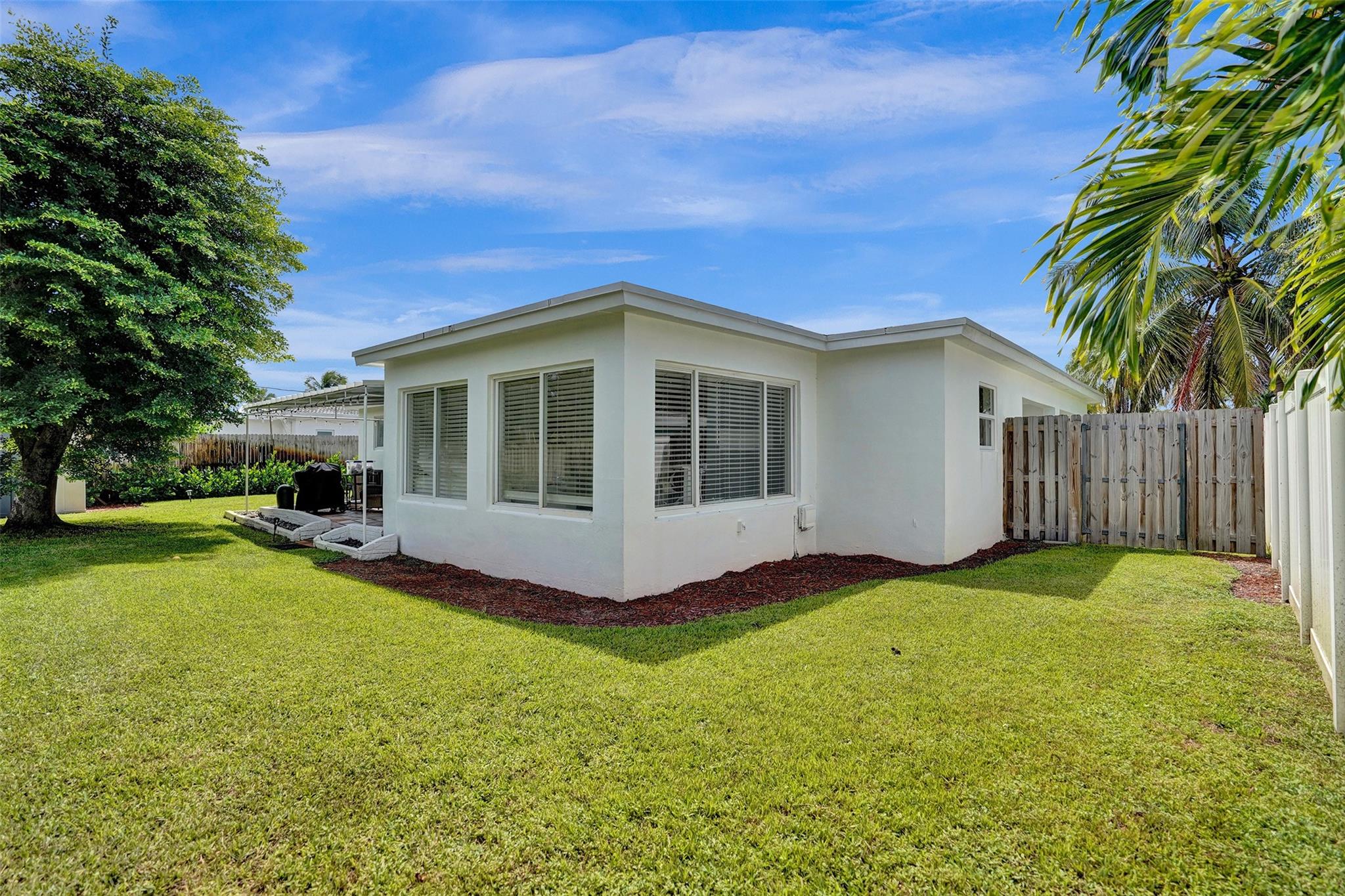 2136 NE 3rd Way
