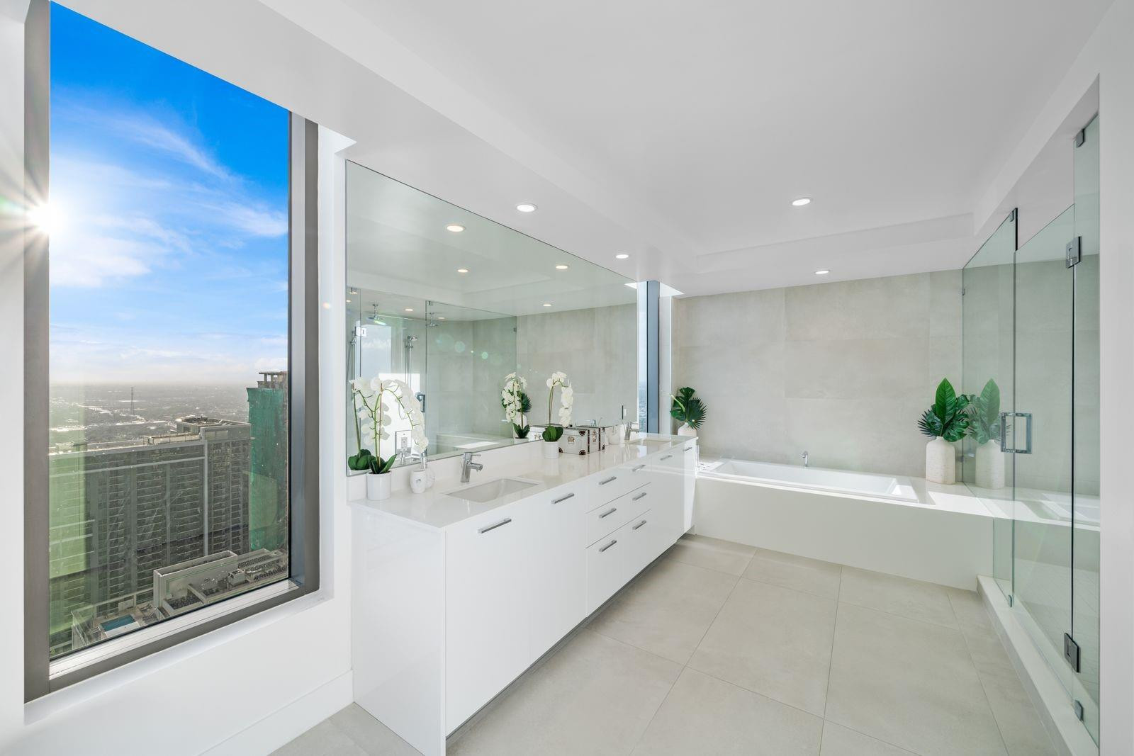 100 E Las Olas Blvd 4603