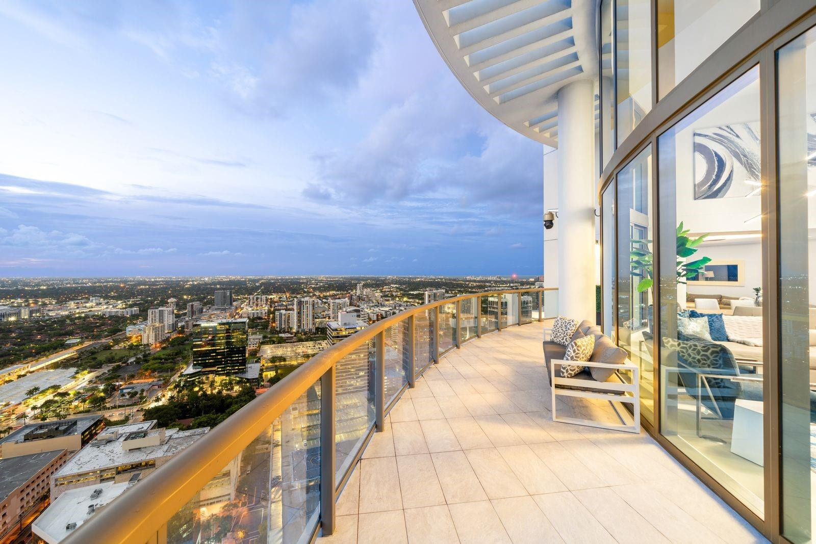 100 E Las Olas Blvd 4603